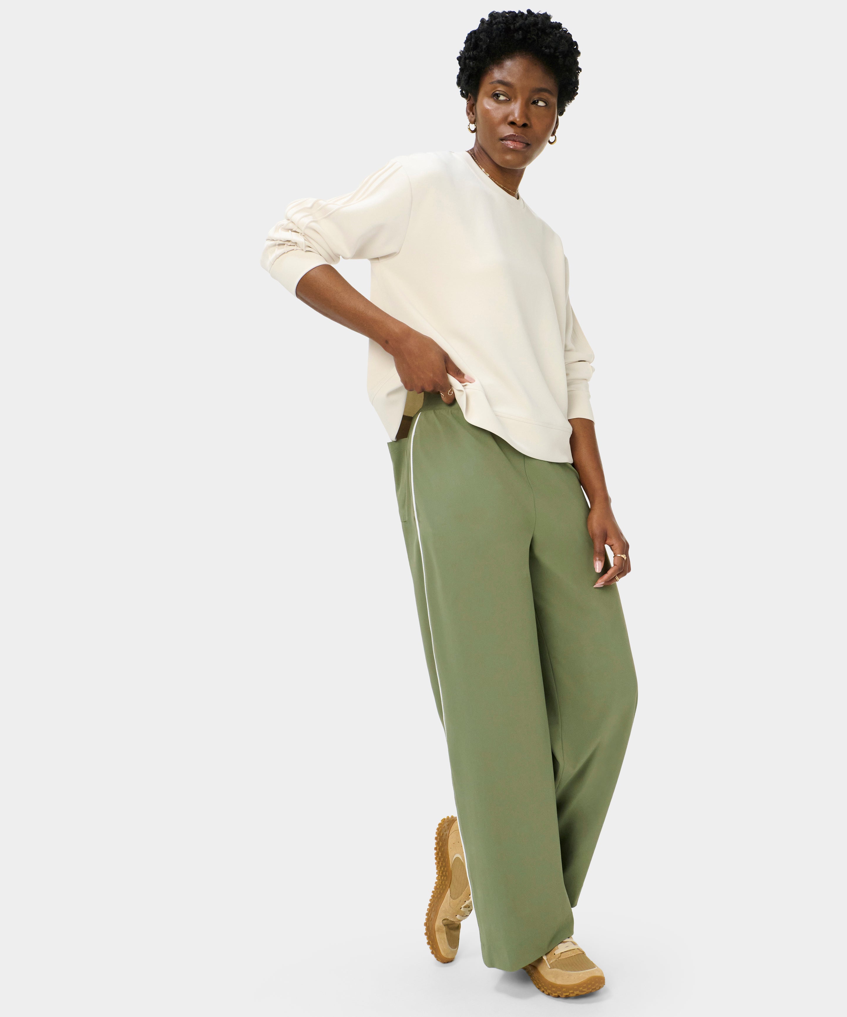 sb03214_ecrubeige.jpg