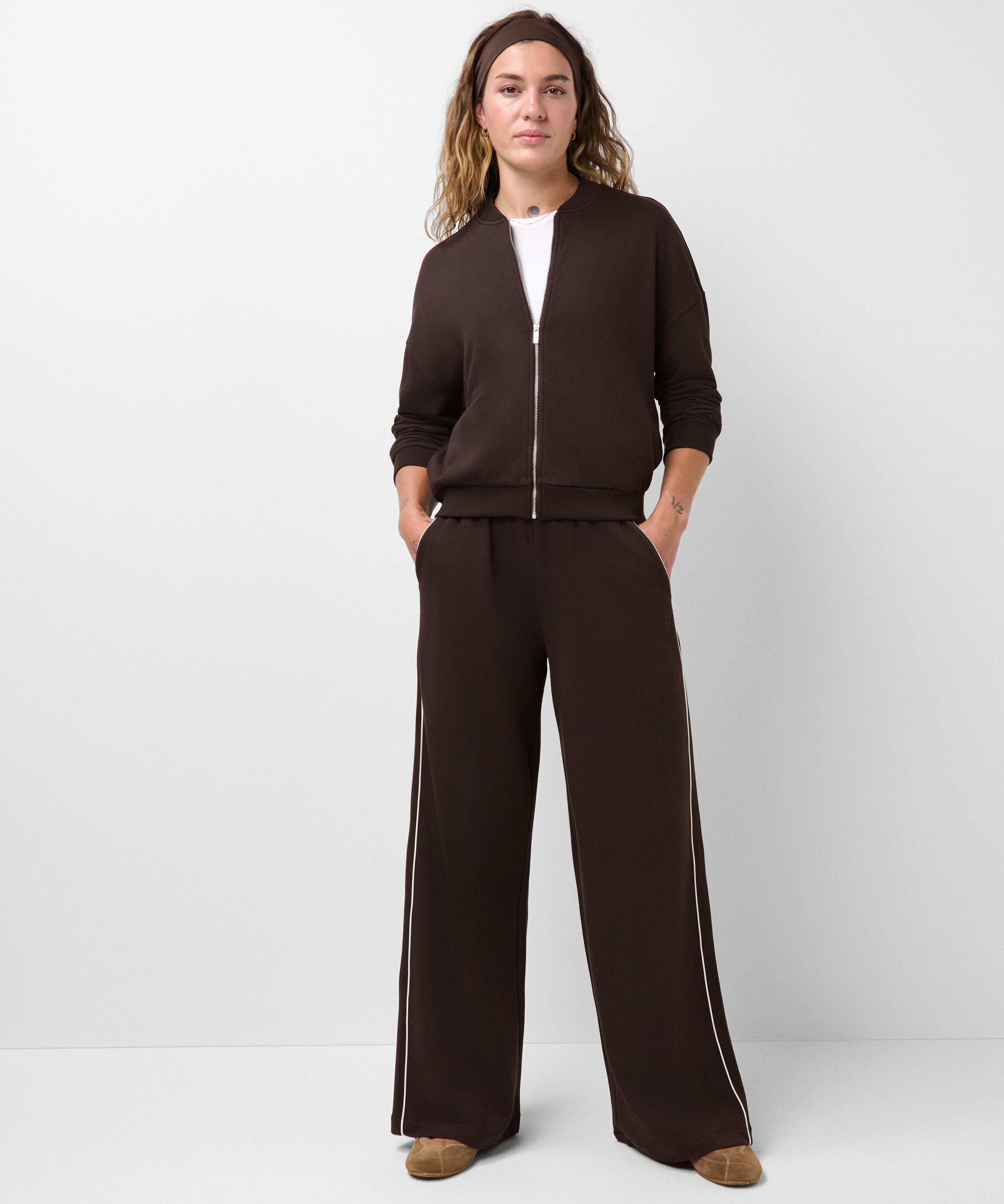 sb03238_espressobrown_2.jpg