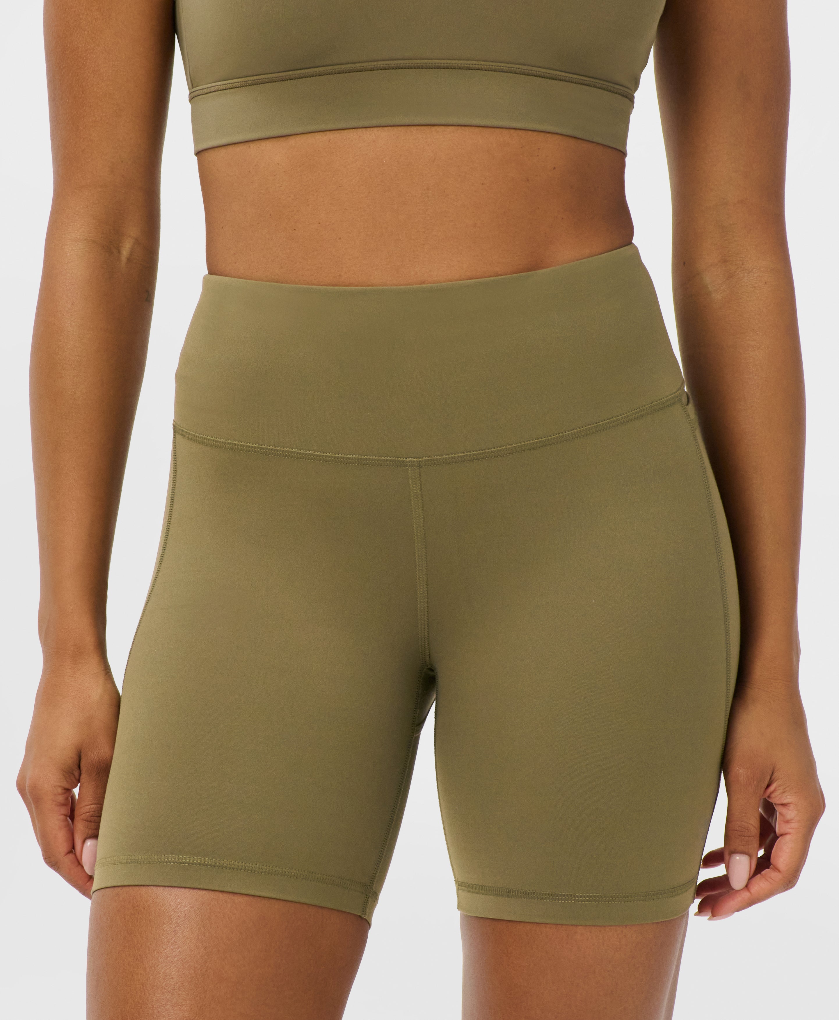 Ultimate Studio 6" Shorts
