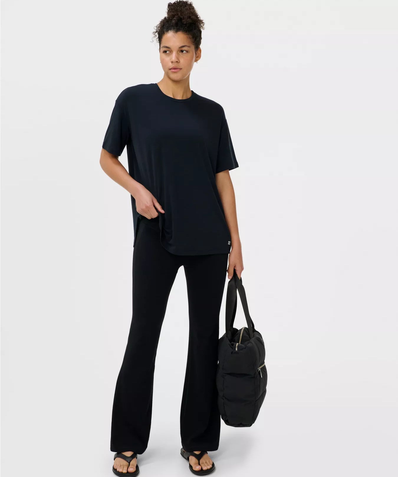 sb04664_black_1.webp