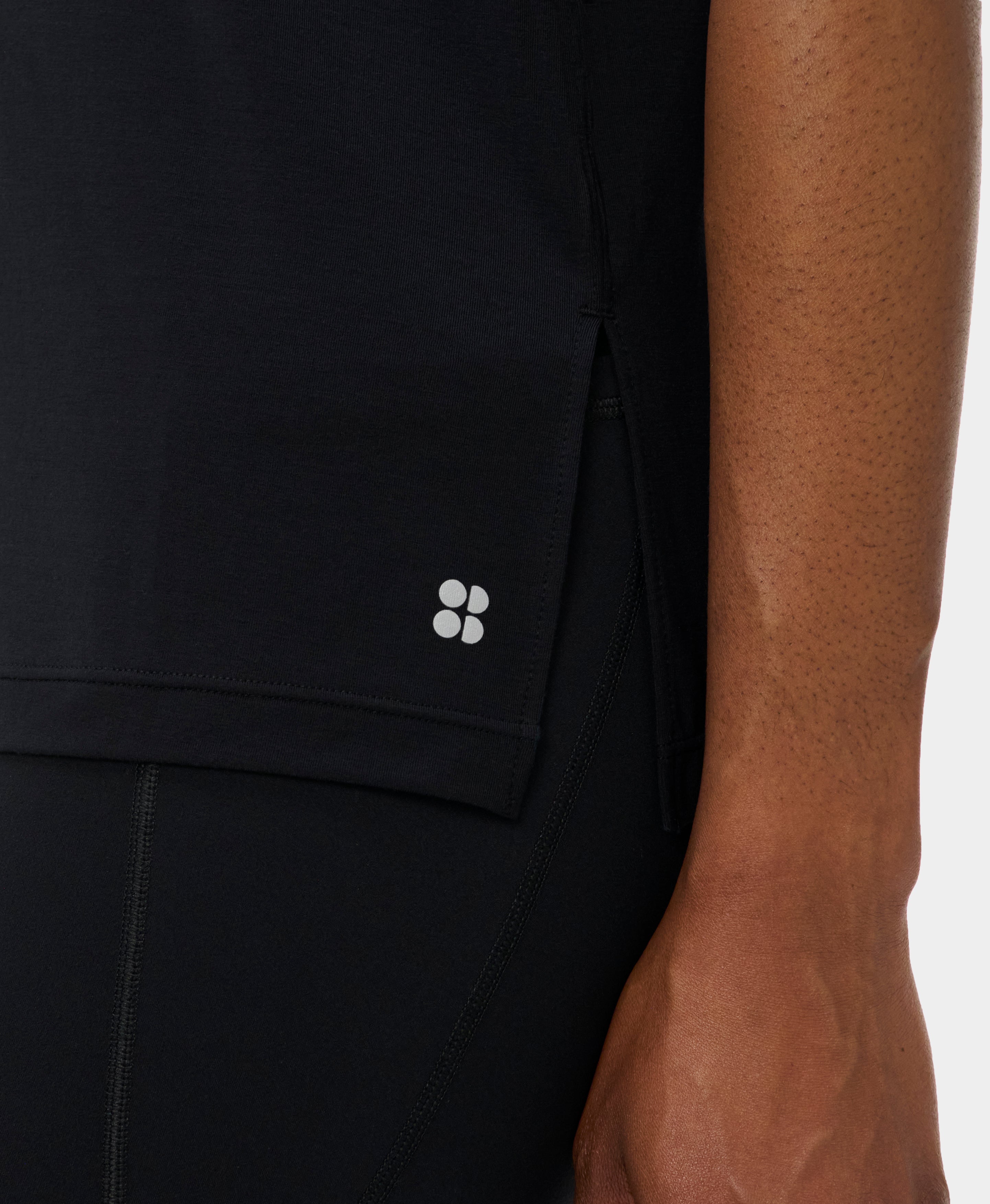 Soft Flow Studio Tank