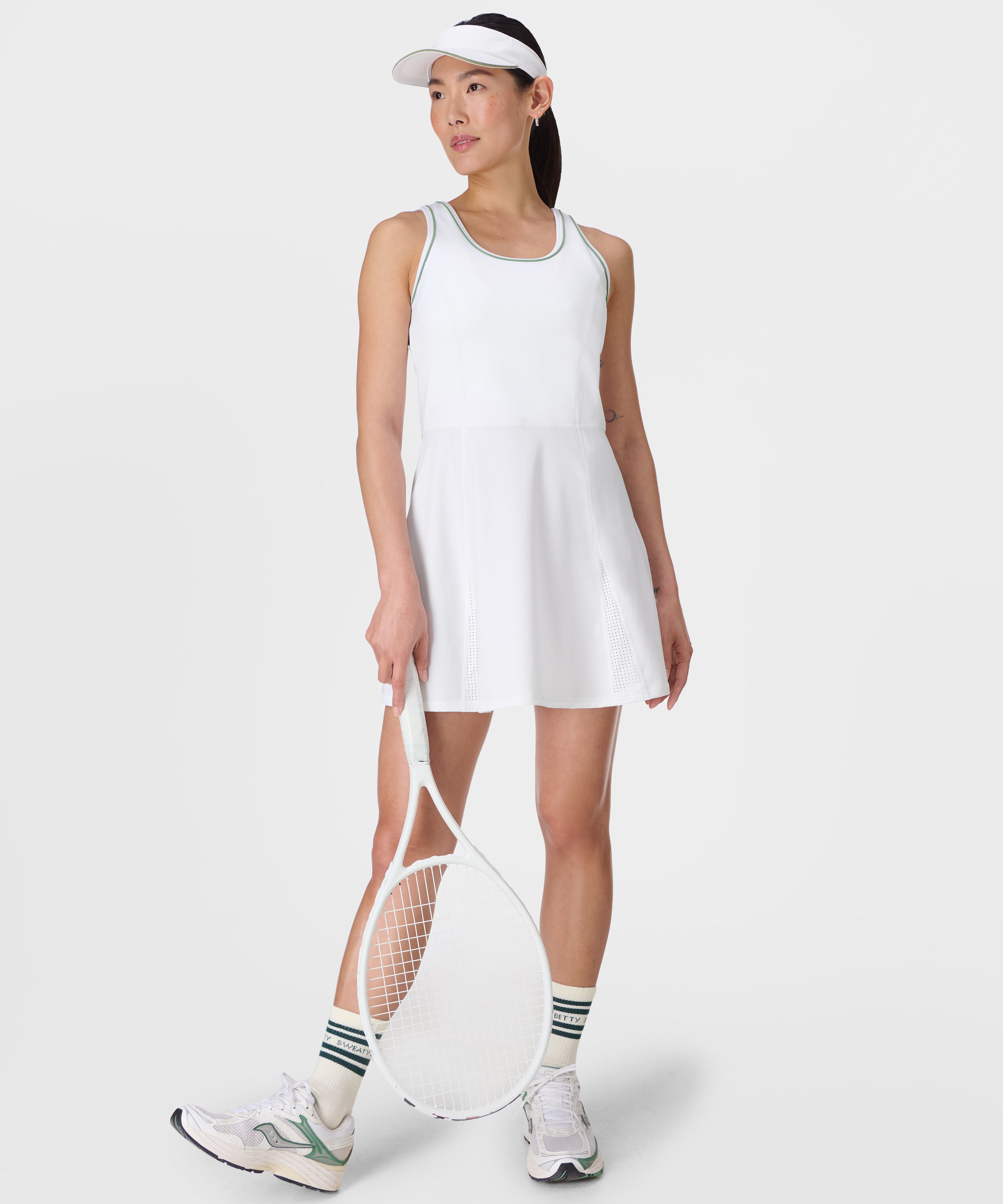 sb10189_white.jpg