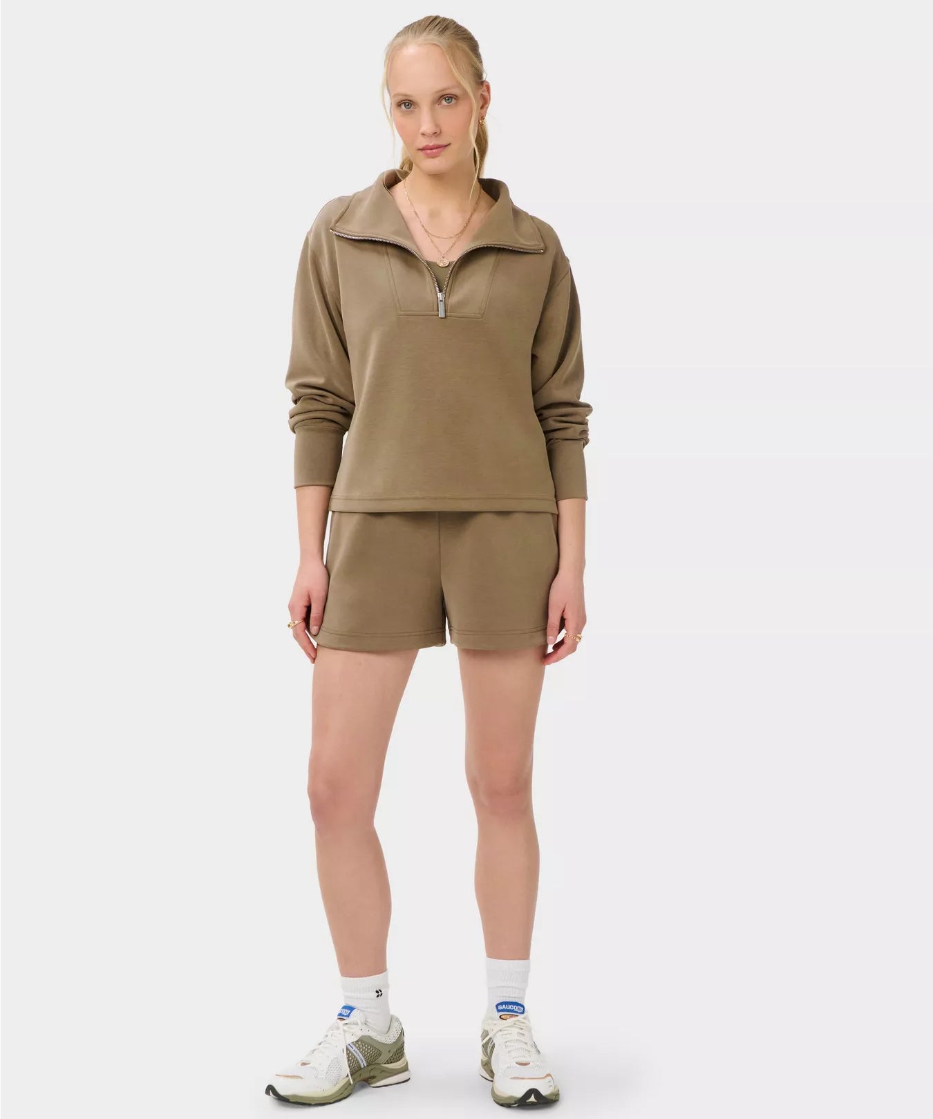 sb10210_khakibrown_1.webp