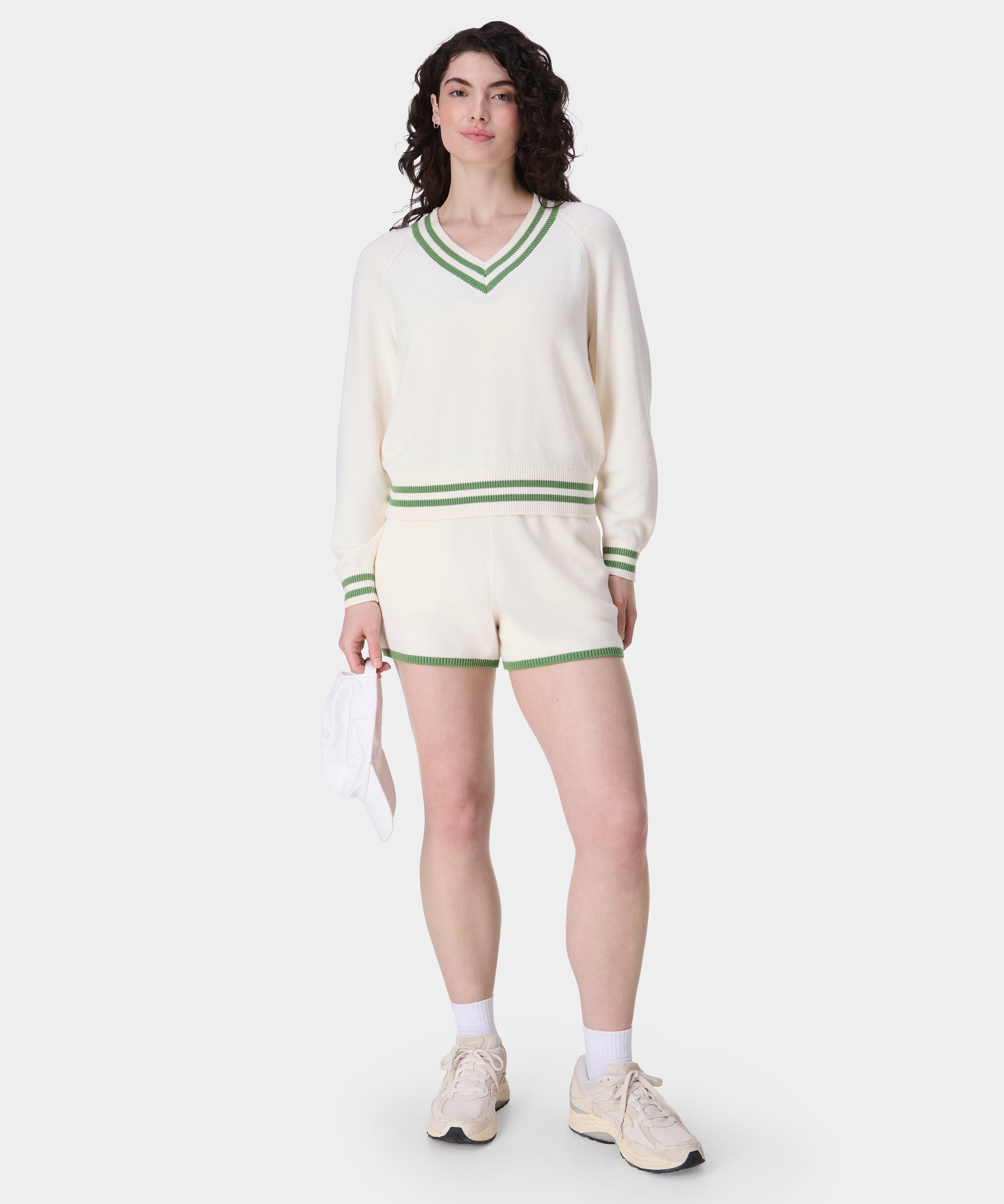 sb10221_lilywhite_1.jpg