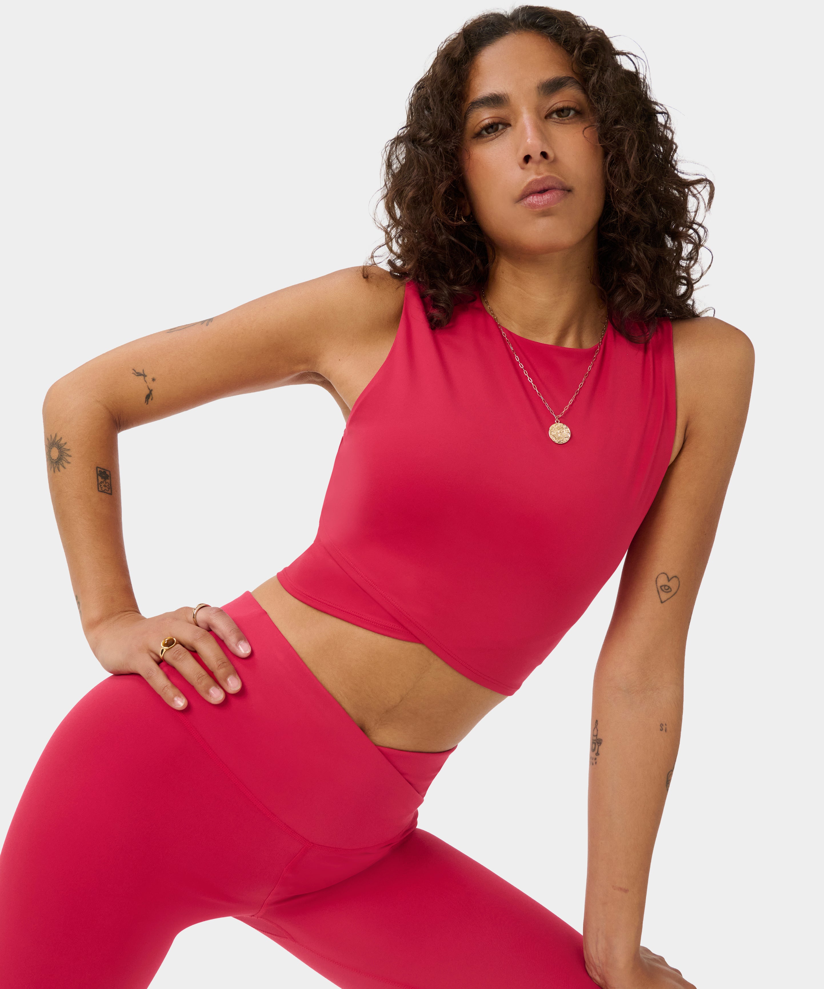 sb10307_crimsonred.jpg