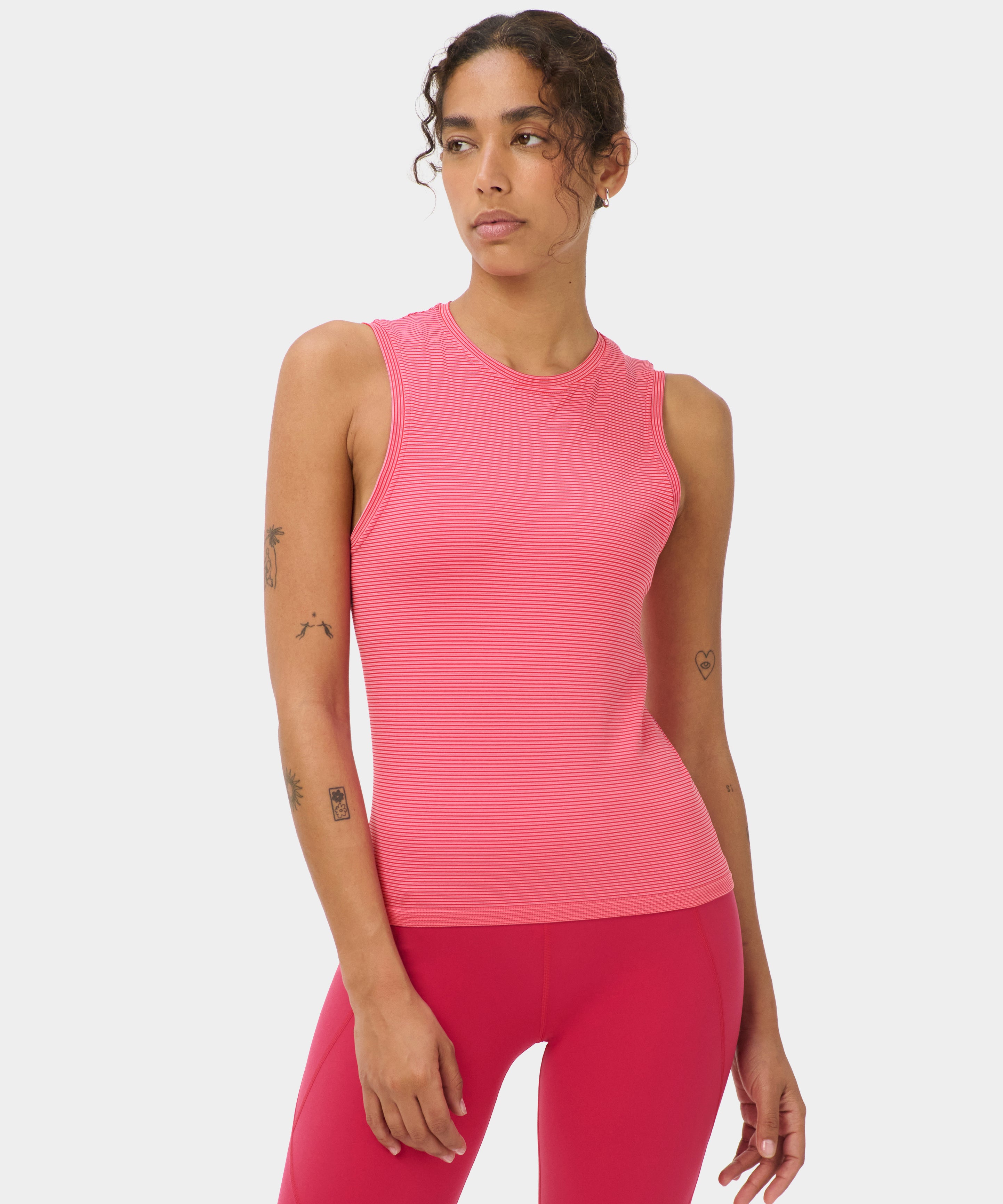 sb10314_crimsonreddropneedlestripe_3.jpg