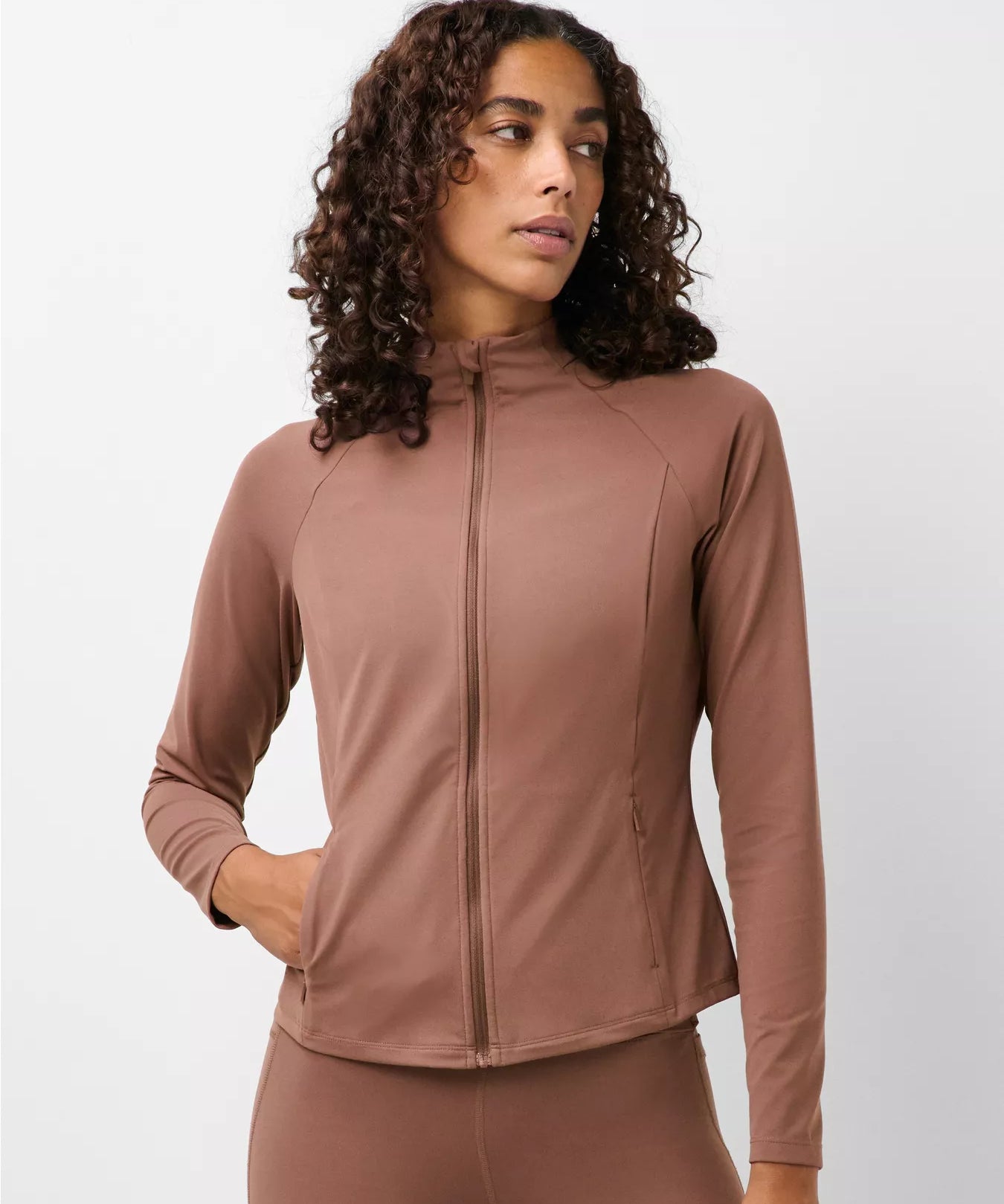 sb10766_chestnutbrown_1_1.webp