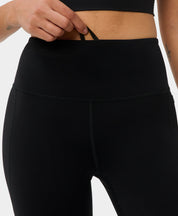 Ultimate Studio Capri Leggings