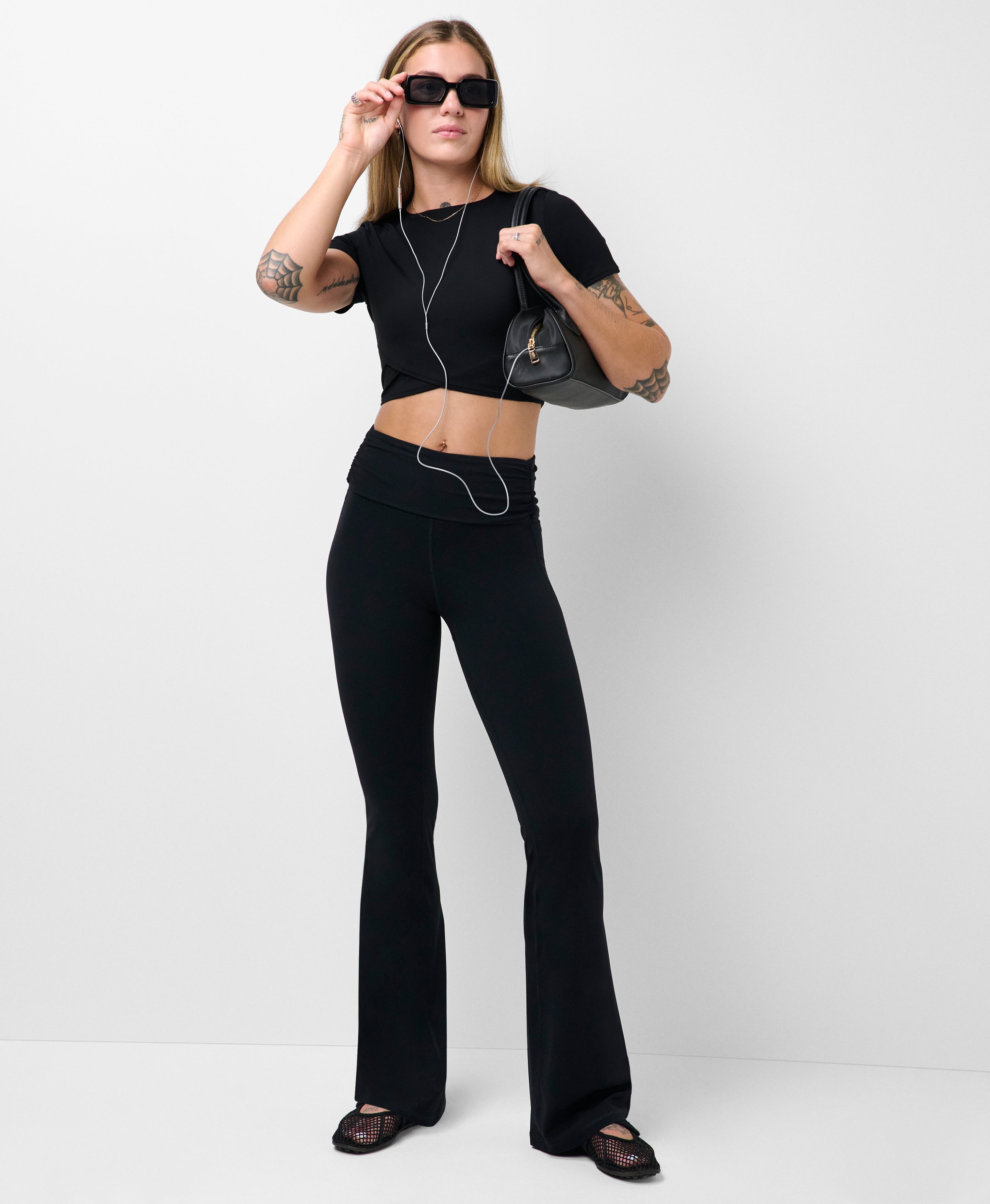 Ultimate Studio 32" Ruched Trouser