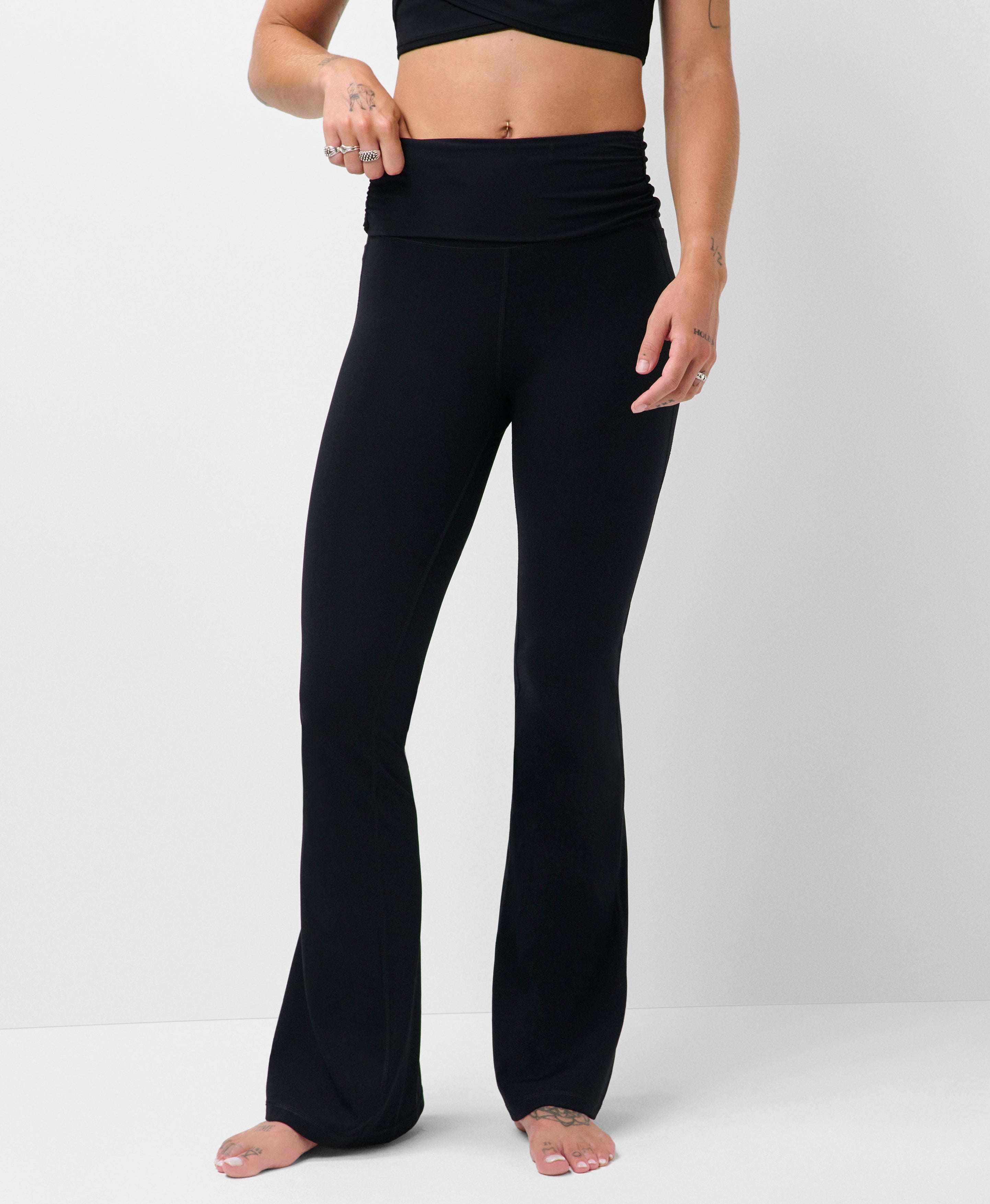 Ultimate Studio 32" Ruched Trouser