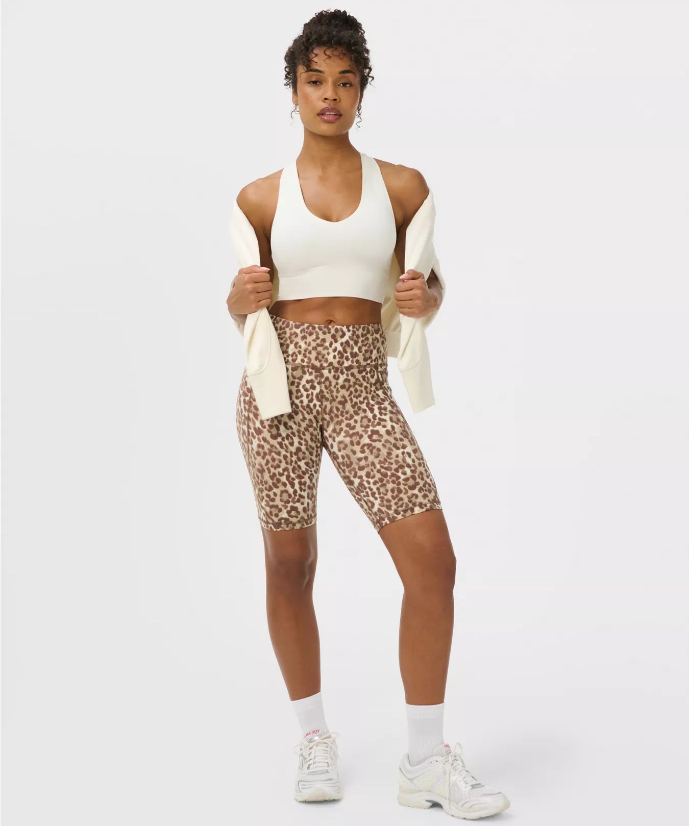 sb4822p_beigeinkleopardprint_9inseam_1.webp