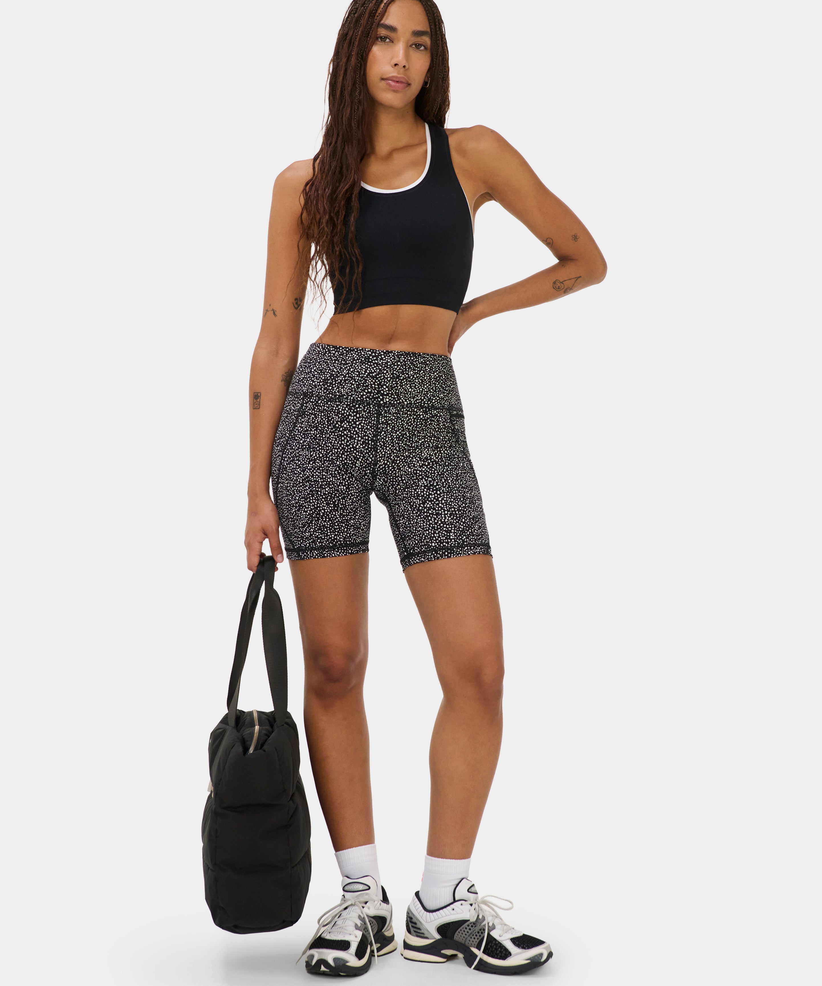sb4822p_blackmicrodotprint_6inseam_1.jpg