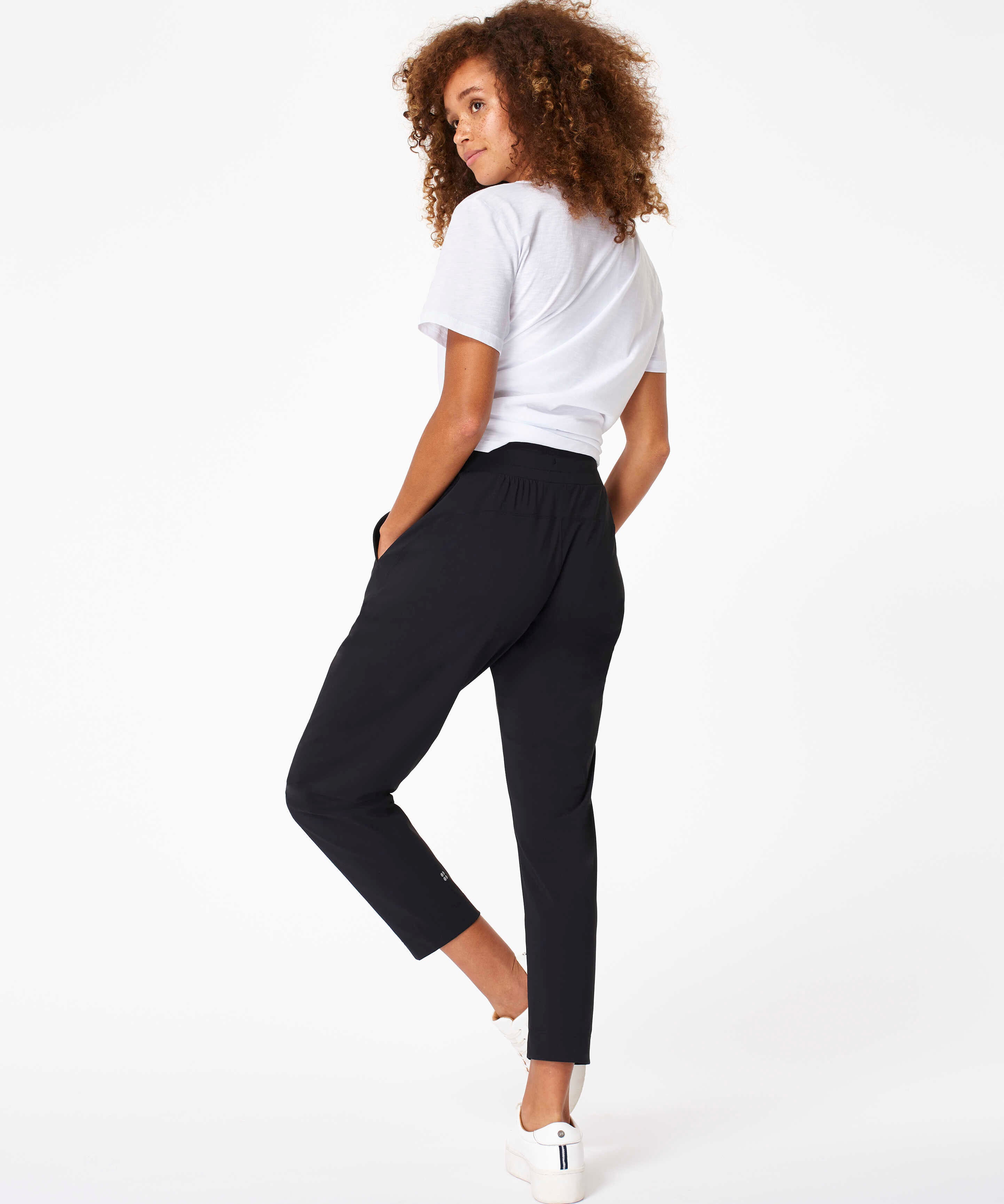 sb5376a_black_4_86c2e43e-920a-445b-94e3-efe25a6eeaa7.jpg
