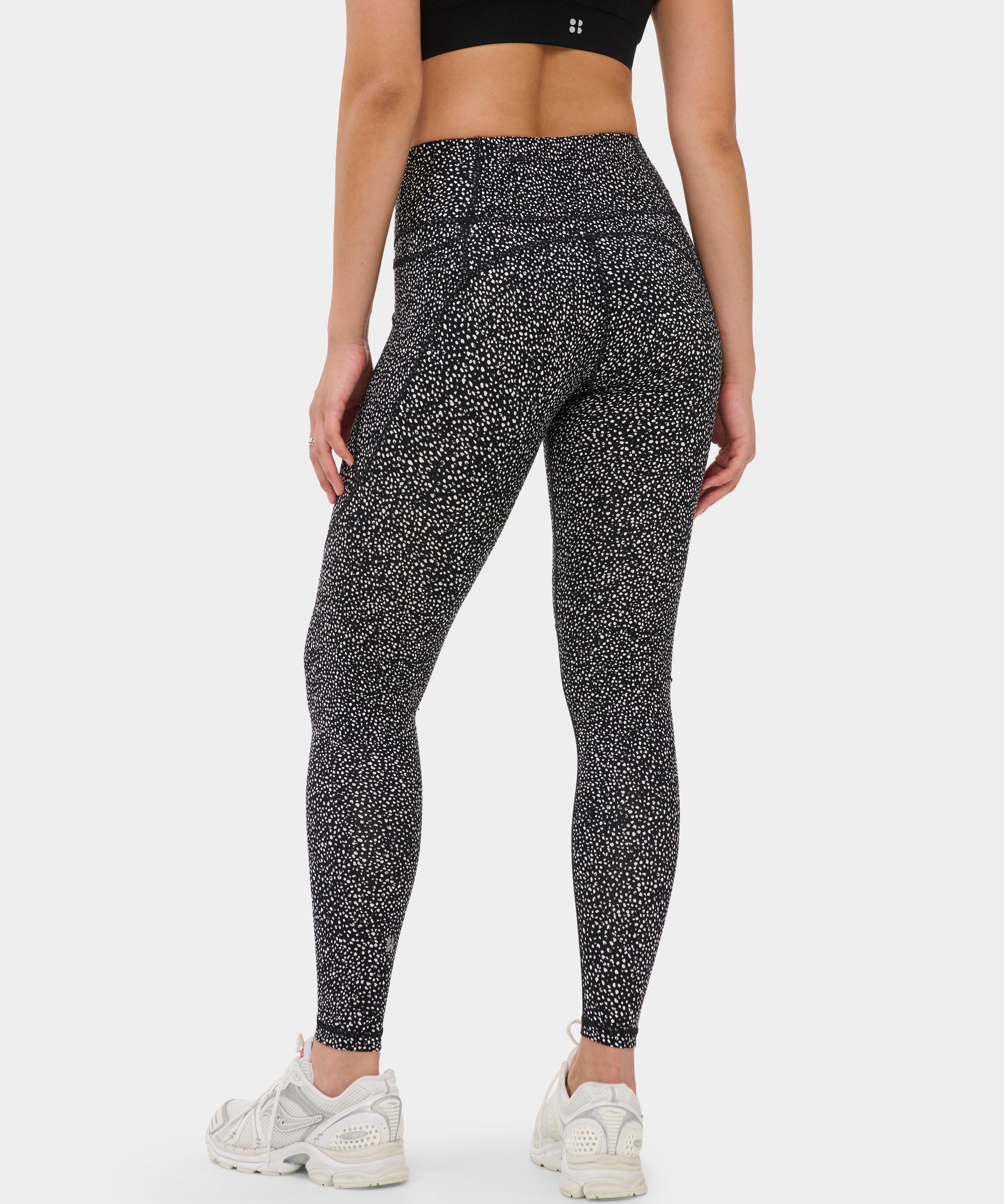 sb5400_blackmicrodotprint_fulllength_2.jpg