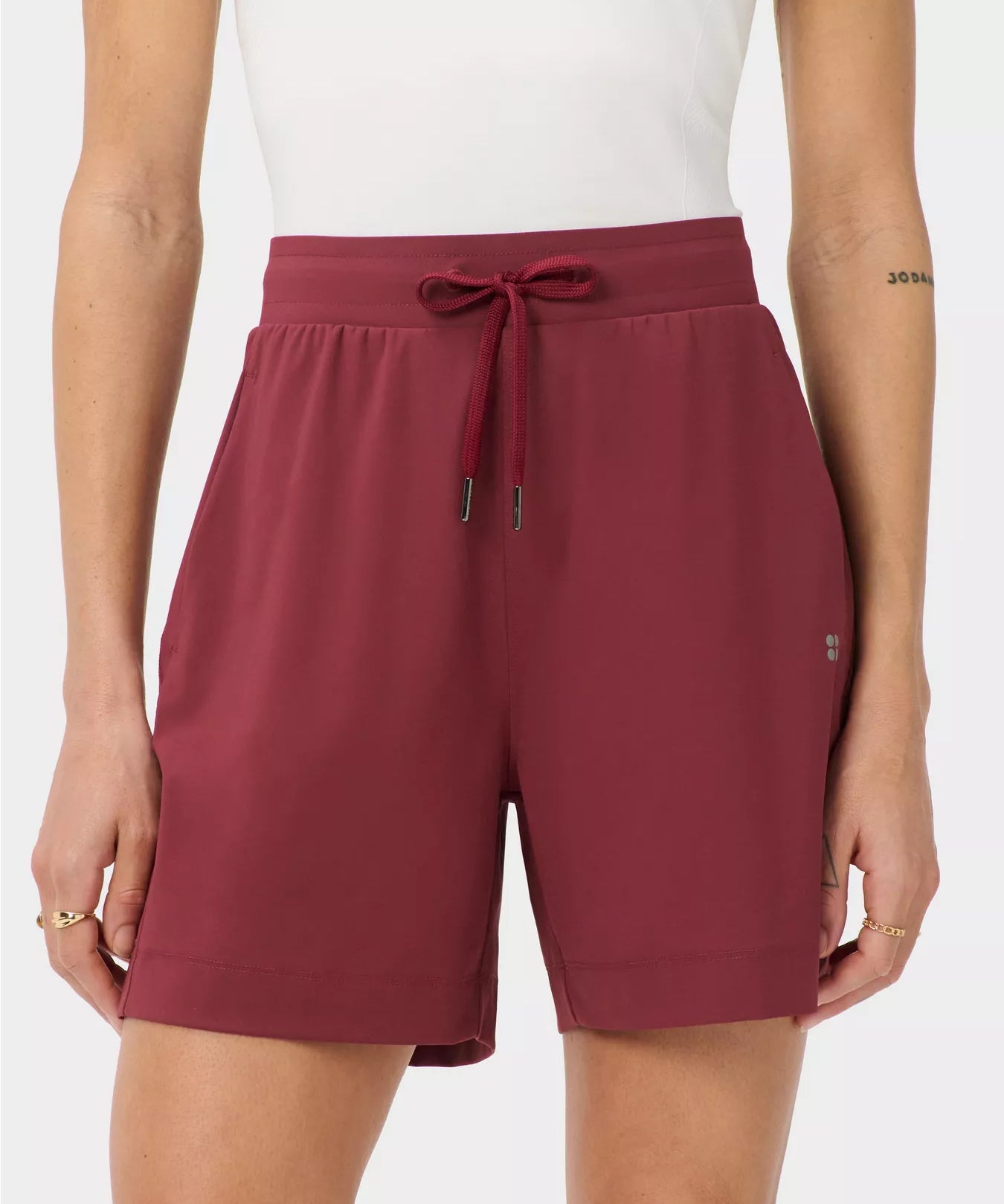 sb7063_merlotred_55inseam_1.webp